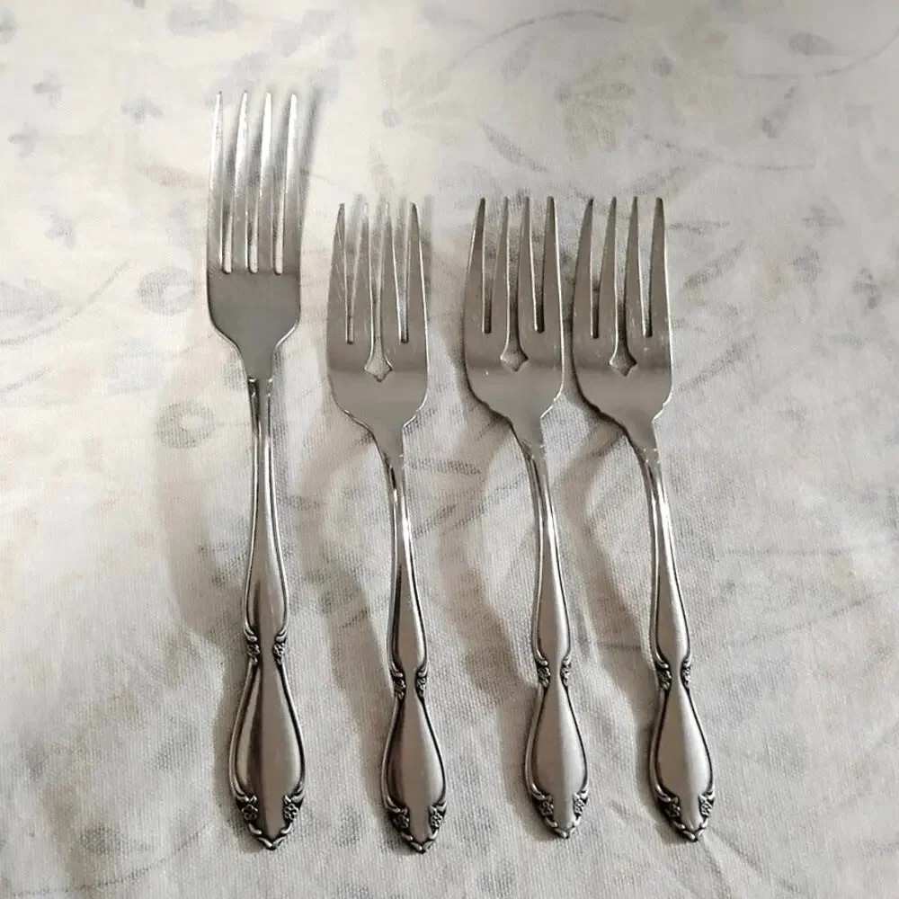 4 Pieces Oneida Berkeley Square Forks 1 Dinner 3 Salad Stainless USA